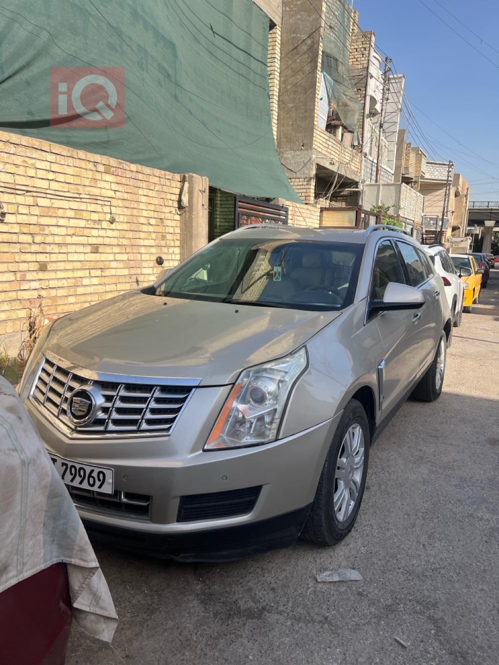 كاديلاك SRX
